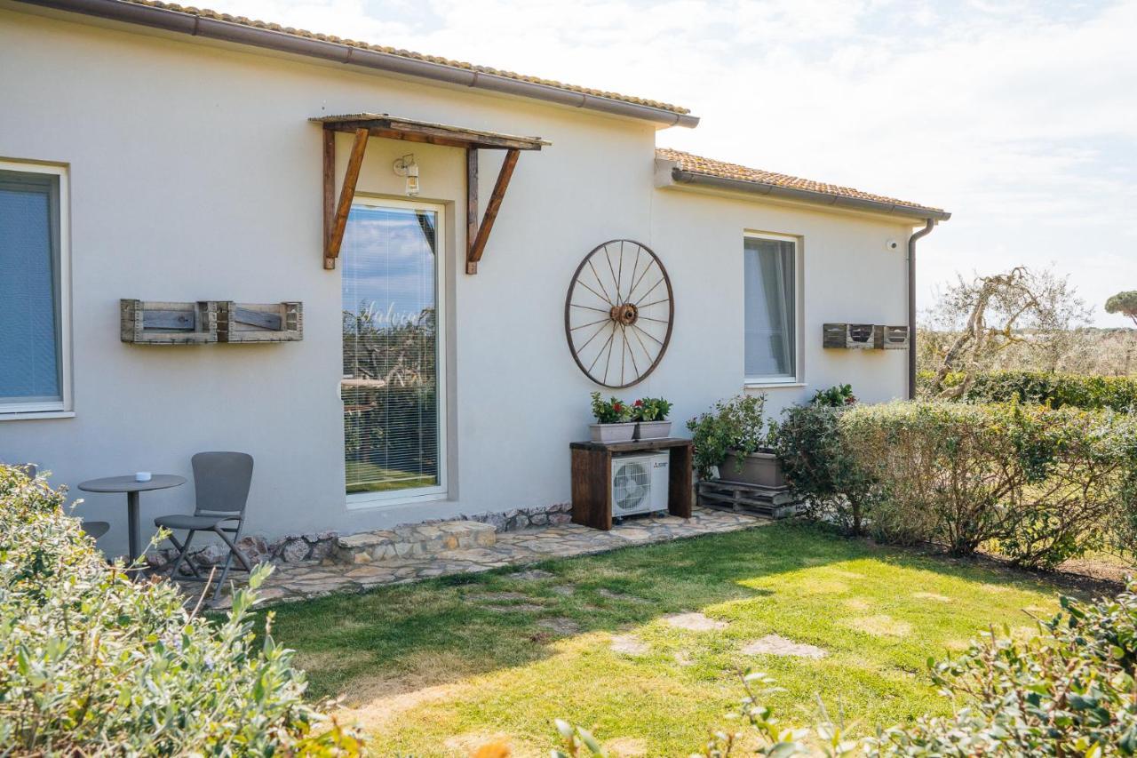 Agriturismo Sweet Cottage มารีนาดีกรอซเซโต ภายนอก รูปภาพ